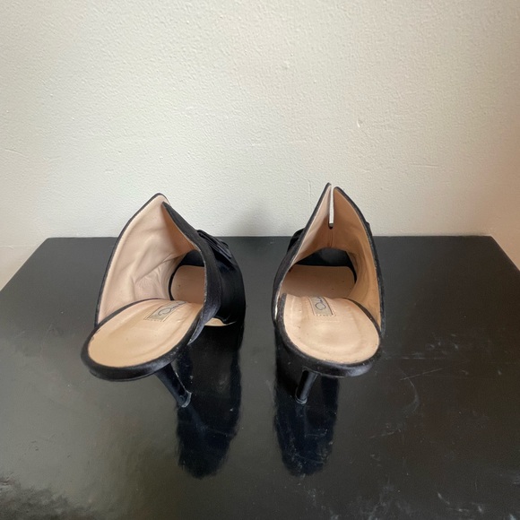 Vintage Oscar De La Renta Black Satin Heels with Bow size 39/8 - Picture 5 of 6